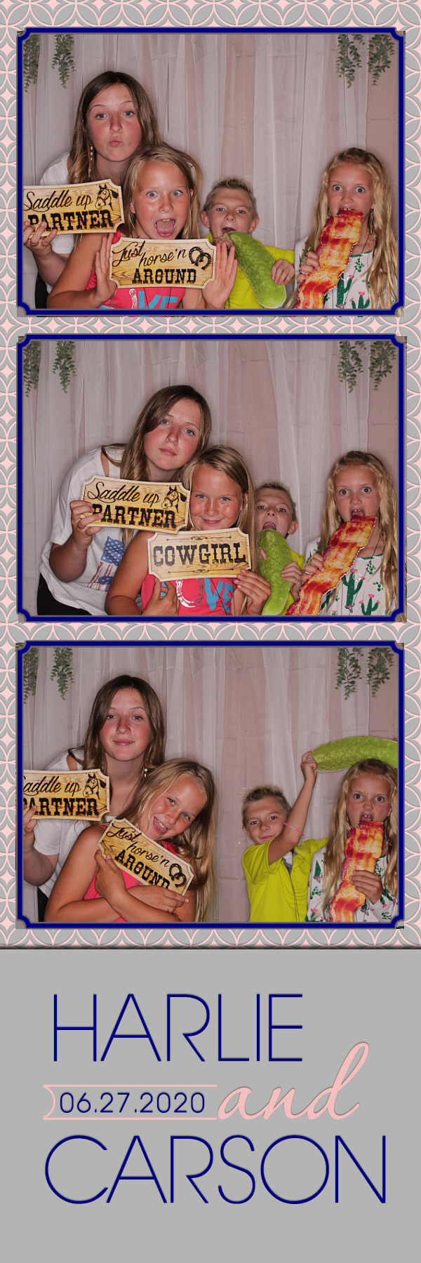 Carson and Harlie's Wedding | View more photos from the event at gallery.photoboothbillings.com/u/PhotoBoothBillings/Carson-and-Harlies-Wedding